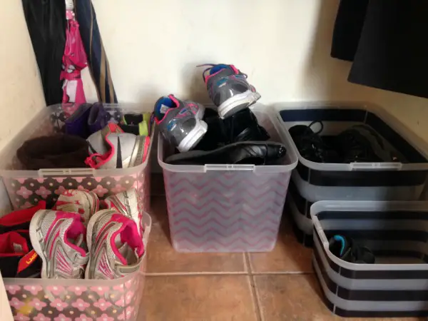 How to organize a small entry closet. Maximize the space in your coat closet with these tips to organize coats, shoes, and accessories. | Cents and Order