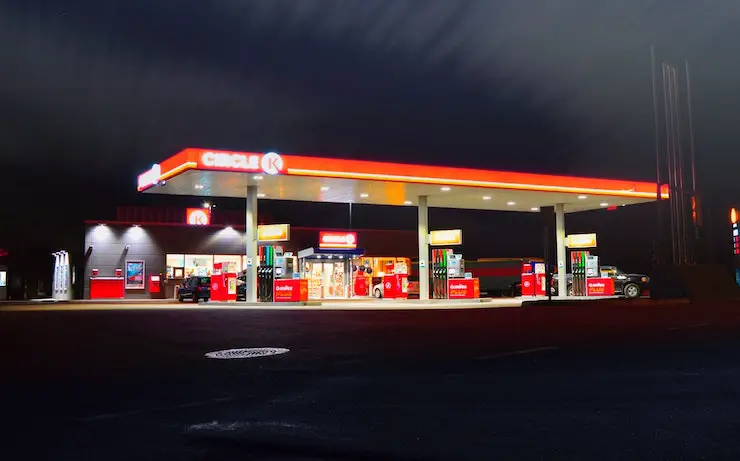 18 Gas Stations that Cash Checks